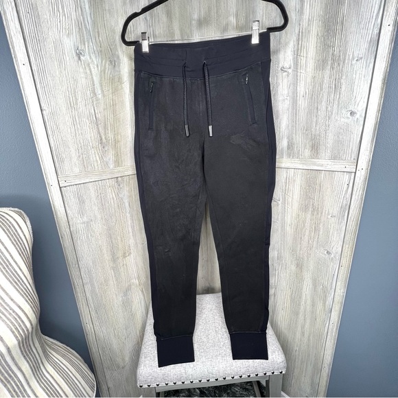 Lululemon Get Going Joggers - Picture 2 of 7